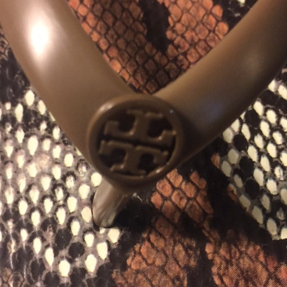 TORY BURCH - PRINTED FLIP-FLOP (NWT) - Picture 9 of 11